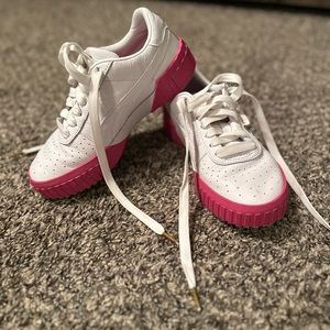 Puma sneakers, size 6, white